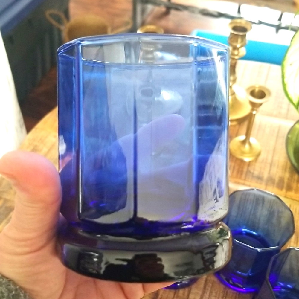 Vintage Retro Set of Four Anchor Hocking Cobalt Blue Essex 10 Panel Glasses - Picture 2 of 9
